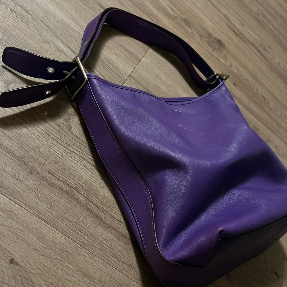 Vintage Coach Purple Leather Shoulder Bag